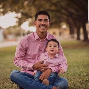 Meet your Posher, Eduardo